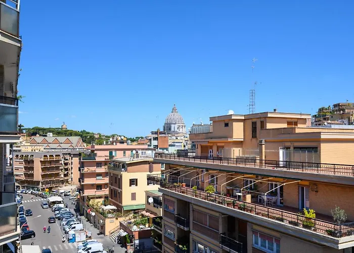 La Meraviglia- San Pietro - Vatican Area Roma